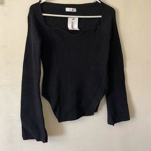 OAK + FORT Ribbed Fitted Knit Heart Neck Top